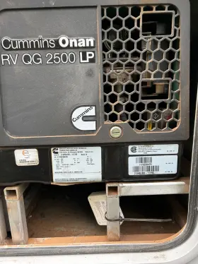 2.5-hgjbb-1121b Cummins Onan Rv Qg 2500 Lp Generator