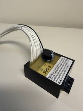 Cummins 305-5 Voltage Regulator For Onan 305 0809 05