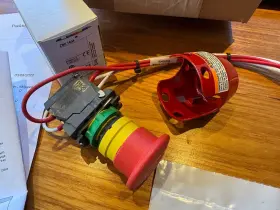A044z051 Cummins Oem Emergency Stop Switch