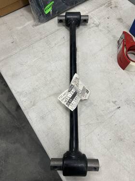 Freightliner Mpn16-18972-001 Oem 23.81 Inch Torque Rod Assembly Freightner 16-18972-001 1618972001 G7