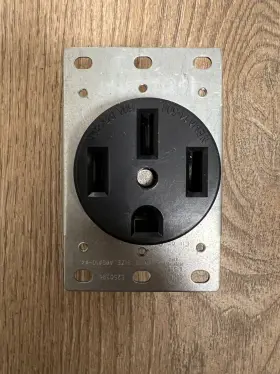 0d4969 Generac #0d4969 - Outlet 50a 125/250v 4w 1258 0d4969 Generac #0d4969 - Outlet 50a 125/250v 4w 1258