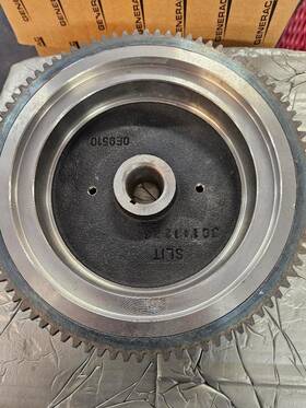 Generac 0e9525dsrv Assy Flywheel And Ring Gear 32d