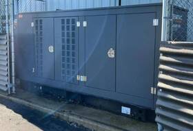 Generac Sg200 2021 200kw Industrial Generator 89 Hrs 400 Amp Transfer Switch
