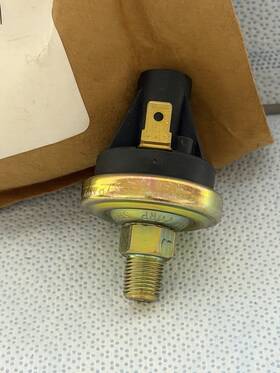 Hobbs Corp 328309 Kohler Oil Pressure Switch Assembly