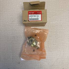 Honda 16100-892-306 Carburetor Assy For Em500 Generator