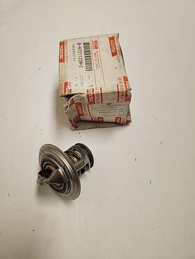 Izuzu 8972112090 Isuzu Thermostat