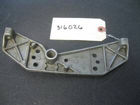 Johnson Evinrude Omc 0316026 Locating Bracket Jo71