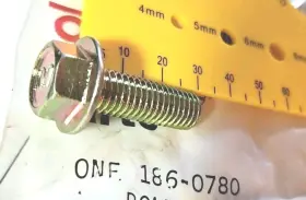 01435-01030 Komatsu Qty-25 Pcs Bolt 10mmx1.50mmx30mm Onan 186-0780 25 Pc Lot