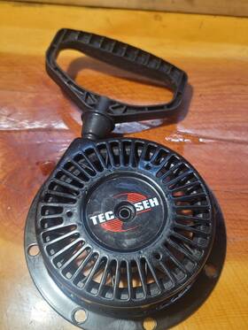 Tecumseh Bcl301 Small Engine Recoil Starter Assembly Pulley And Handle Yb Used