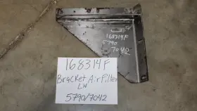 168314f Waukesha Left Side Air Cleaner Bracket