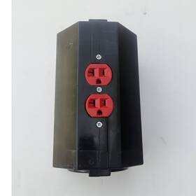 Yahraus Yb-220 Doghouse 20a Power Box L5-20 Twist Lock To Duplex Outlets Stage Dj Event