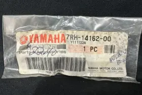 7rh-14162-00-00 Yamaha New Bolt Holding Genuine Oem Replacement Part